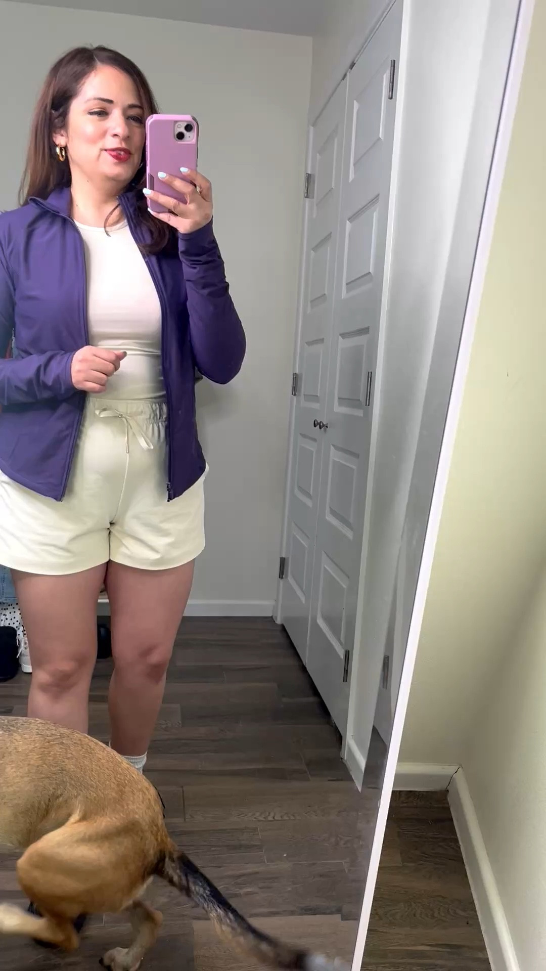 Old navy active shorts and tank top with active jacket 50% off great spring outfit 

Size medium in jacket, tank top and shorts 



#LTKSaleAlert