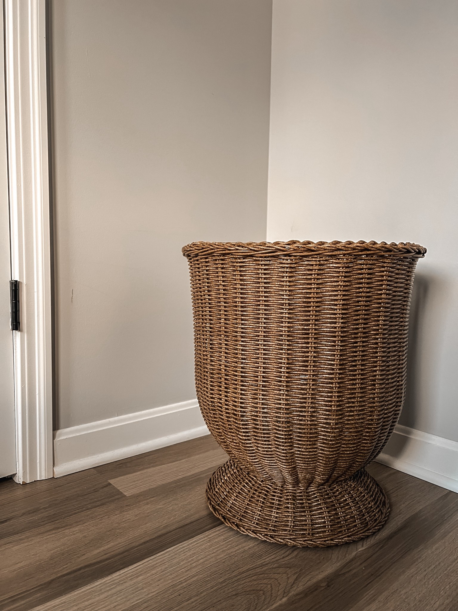 This gorgeous planter just came the other day & now I’m dying to get our porch together for spring — too bad Mother Nature said nah sis — ❄️❄️❄️

*this is showing OOS online but there was a couple available near me so be sure to check your local store!

Spring Decor | Outdoor Decor | Home Decor | Spring Styling | Porch Styling | Front Porch | Patio | Planters | Walmart Finds

#LTKSeasonal #LTKHome