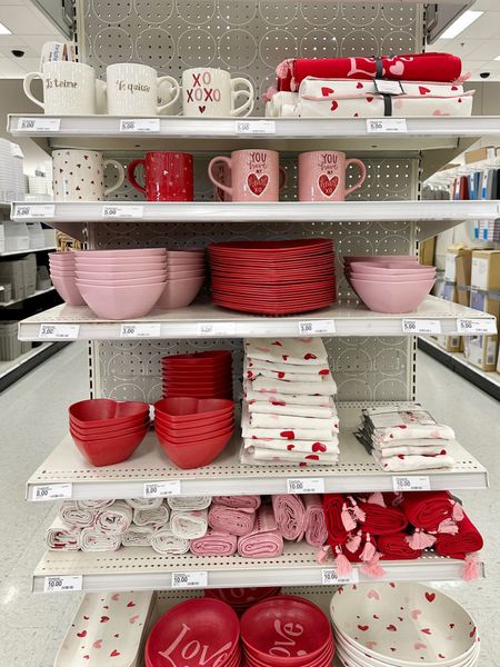 Target Valentine’s Day decor new arrivals 💗 heart plates, pink plates, heart mug, threshold target finds 

#LTKhome #LTKFind #LTKsalealert