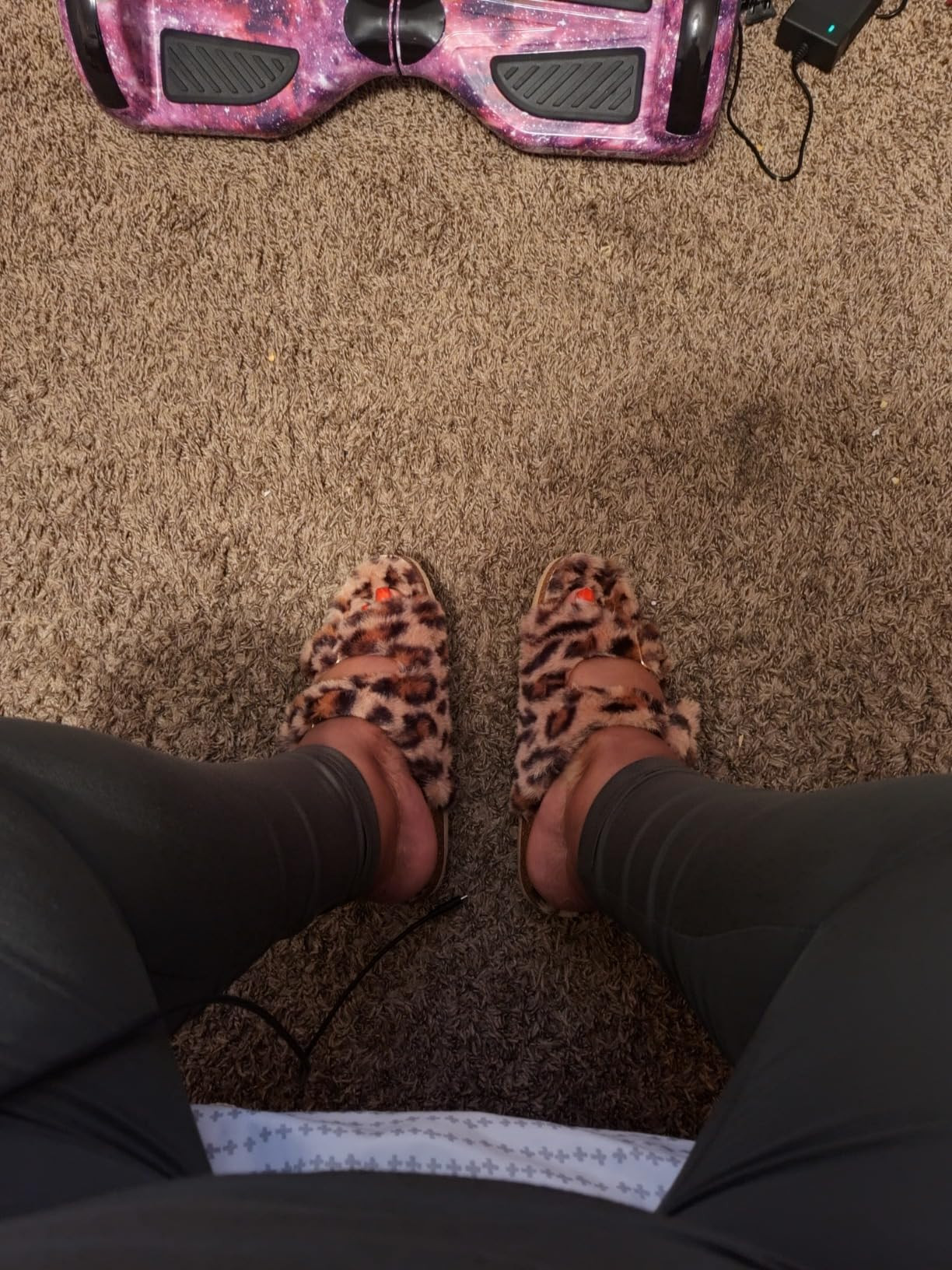 FITORY Womens Open Toe Slipper with Cozy Lining,Faux Rabbit Fur Cork Slide Sandals Size 6-11 | Amazon (US)