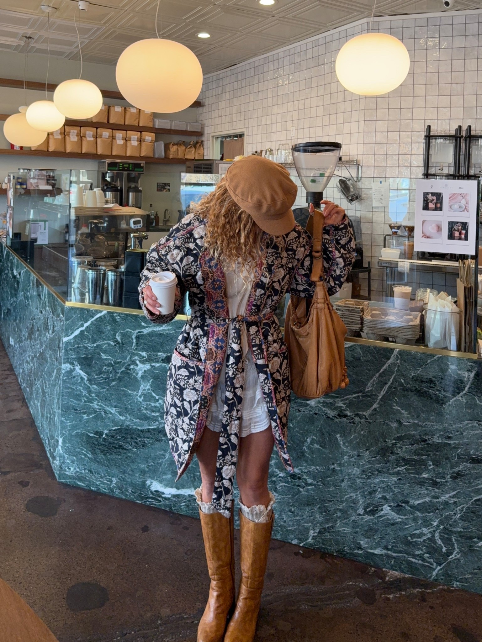 this coat is the coat of my dreams 🌷🤍🪽☕️