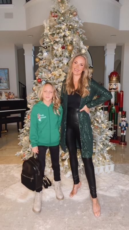Festive family holiday looks that won’t break the bank. Wearing a small.

#LTKHoliday #LTKover40 #LTKVideo