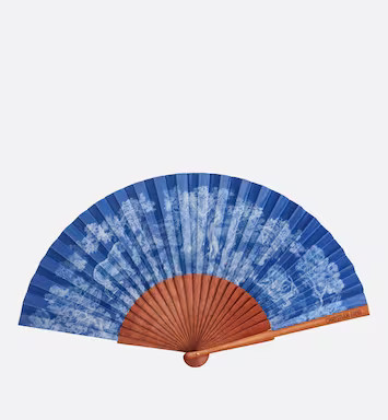 Fan Fluorescent Blue Dioriviera 2022 Toile de Jouy | DIOR | Dior Beauty (US)