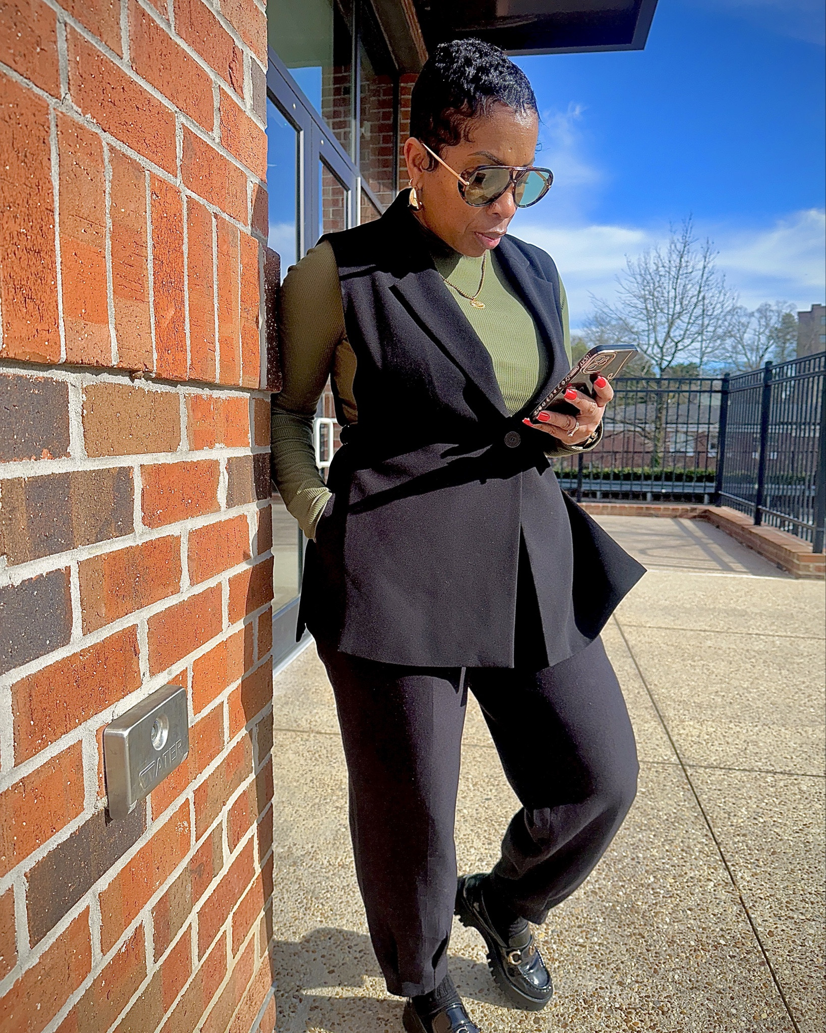 Modern boss look made simple.
Everything styled for comfort, structure, and confidence..

#LTKdayinmylife #LTKBeauty #LTKSeasonal