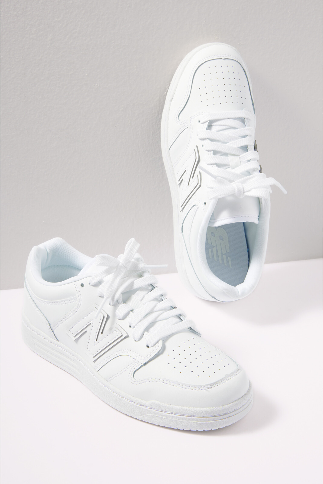480 Court Sneaker | Evereve