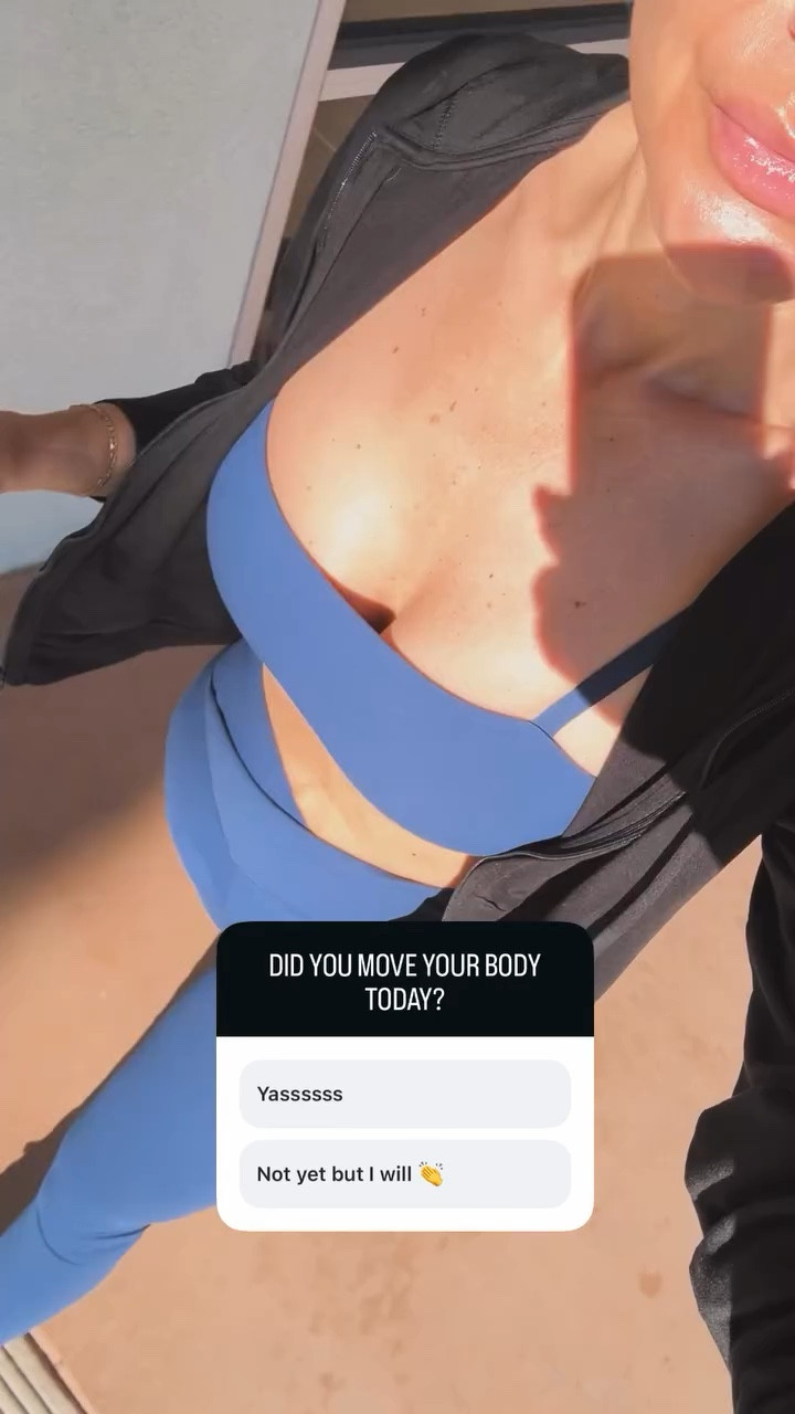 The workout set I always get asked about! Yep it’s Amazon 10/10

#LTKselfcare #LTKdayinmylife #LTKvlog