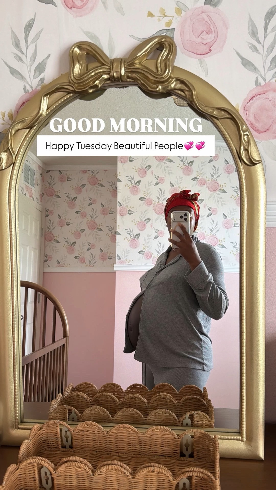 Happy Tuesday Beautiful People💞💞
Already taking selfies in the baby’s nursery!

#LTKOver40 #LTKBaby #LTKBump