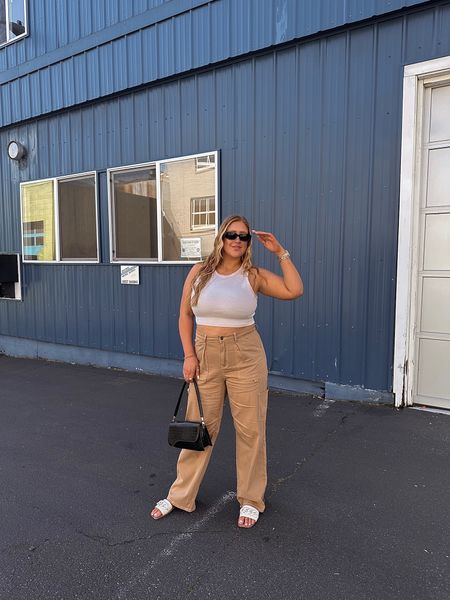 amazon cargos wearing size 14 (they run large so i’d size down) 
H&M tank no longer sold - linked other options! 
xx 

#LTKcurves #LTKstyletip #LTKunder50