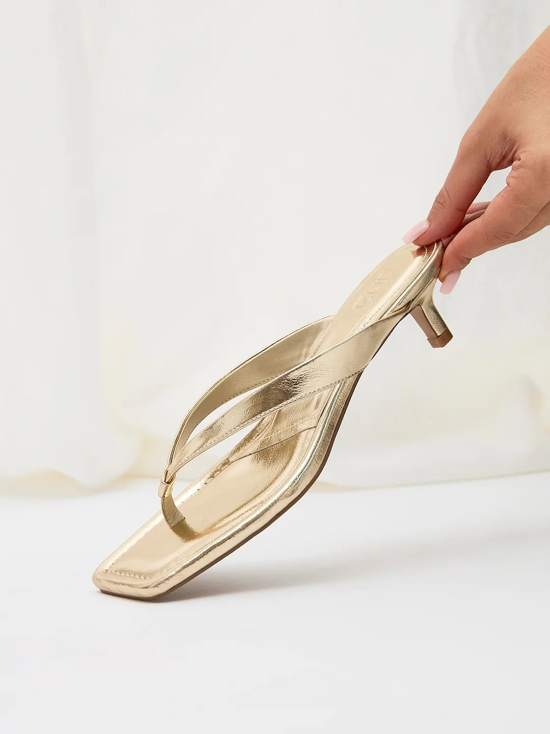 Gold Faux Leather Toe Post Kitten Heel | Linzi Shoes