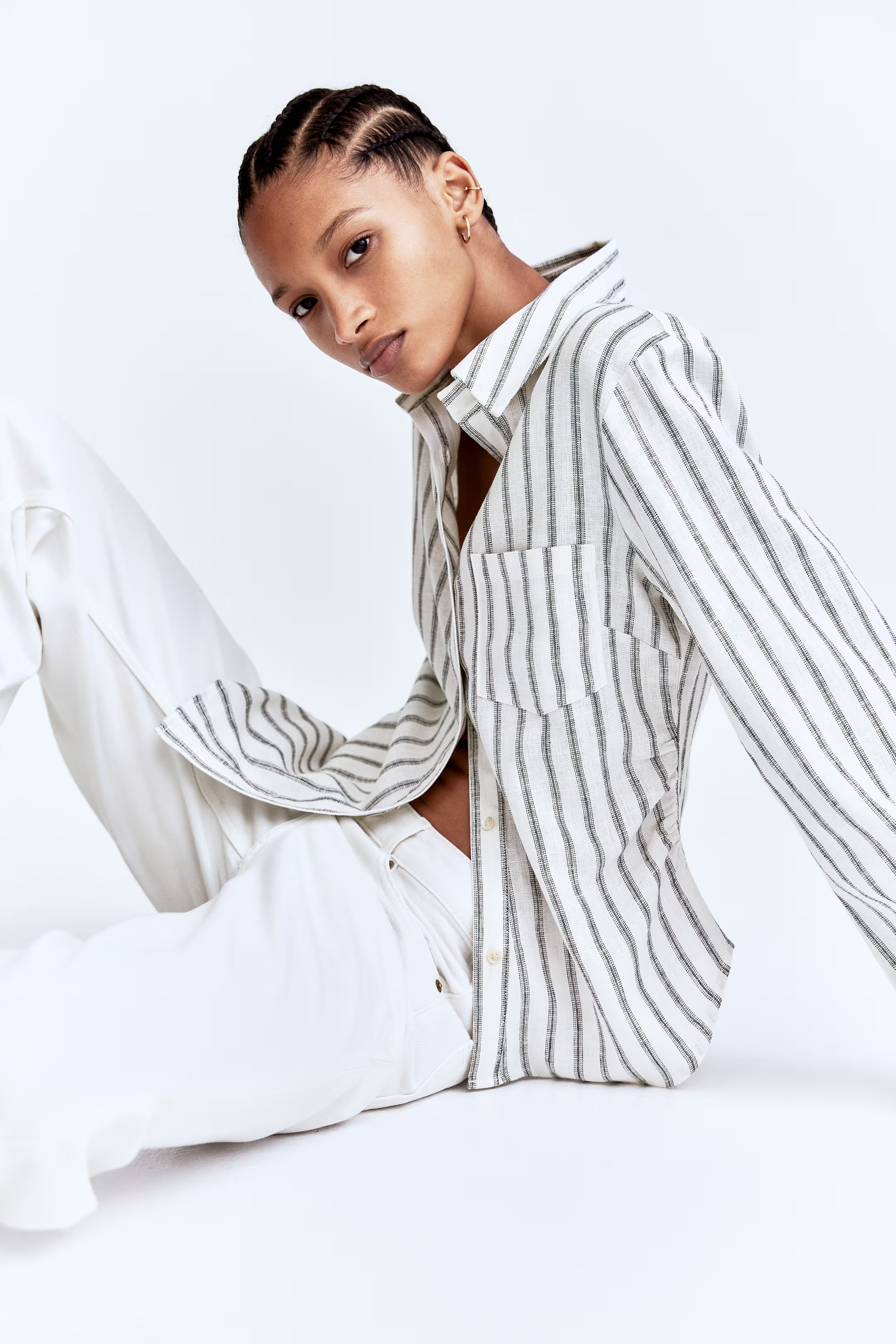 Gathered linen-blend shirt | H&M (UK, MY, IN, SG, PH, TW, HK)