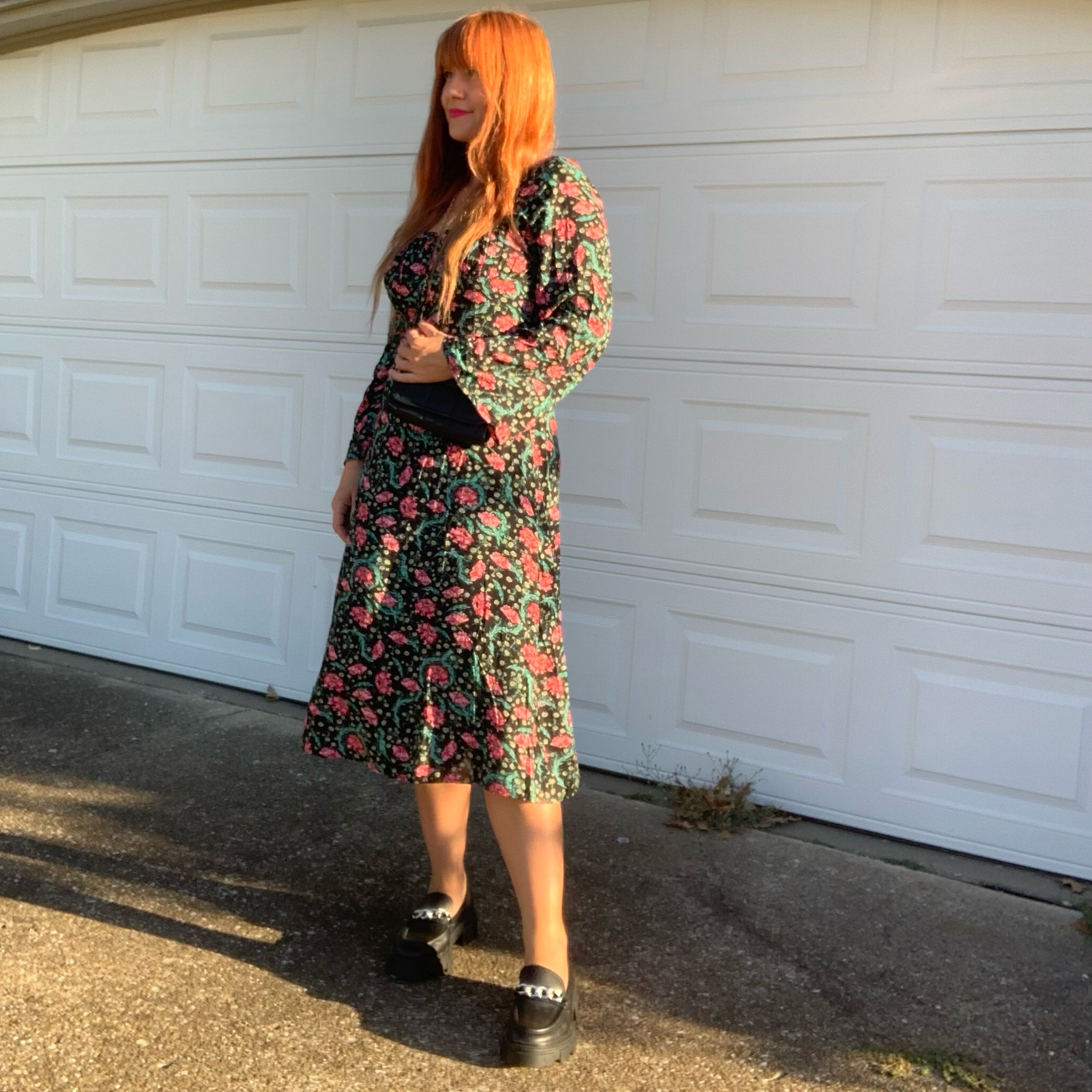Midi dress
Floral dress
Chunky loafers
Shein
Walmart 