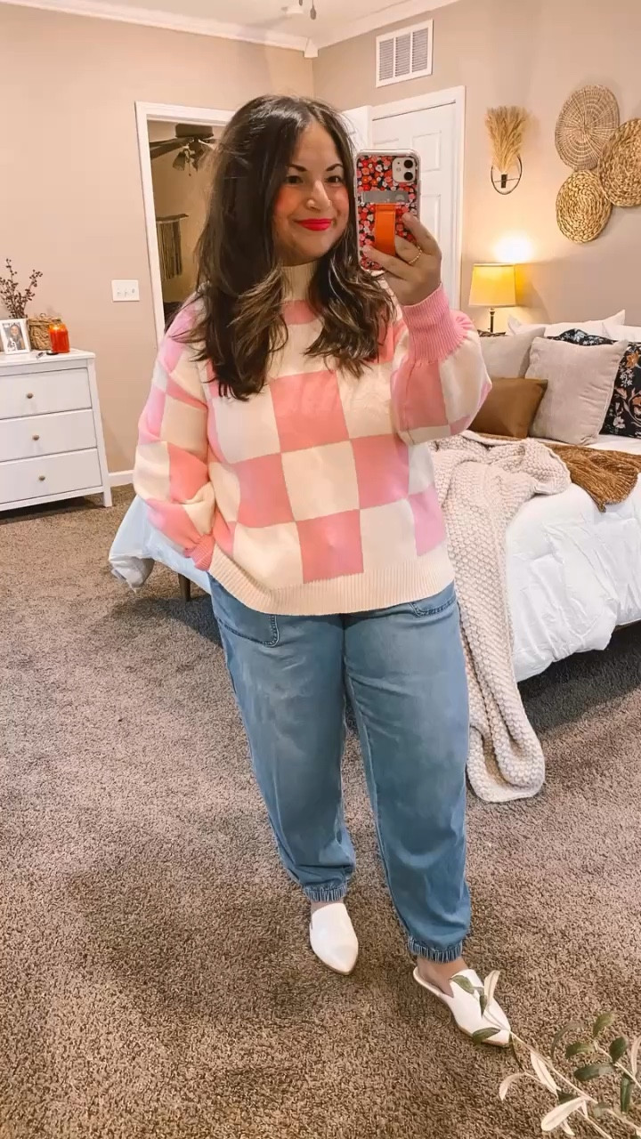 Celebrating Valentine’s Day in style with comfy + cute outfits that don't break the bank! 💕

mules: fit true to size // wearing a 5
jogger jeans: fit true to size // wearing a large
sweater: fits slightly small // wearing a large 

 

#LTKWatchNow #LTKSeasonal #LTKStyleTip