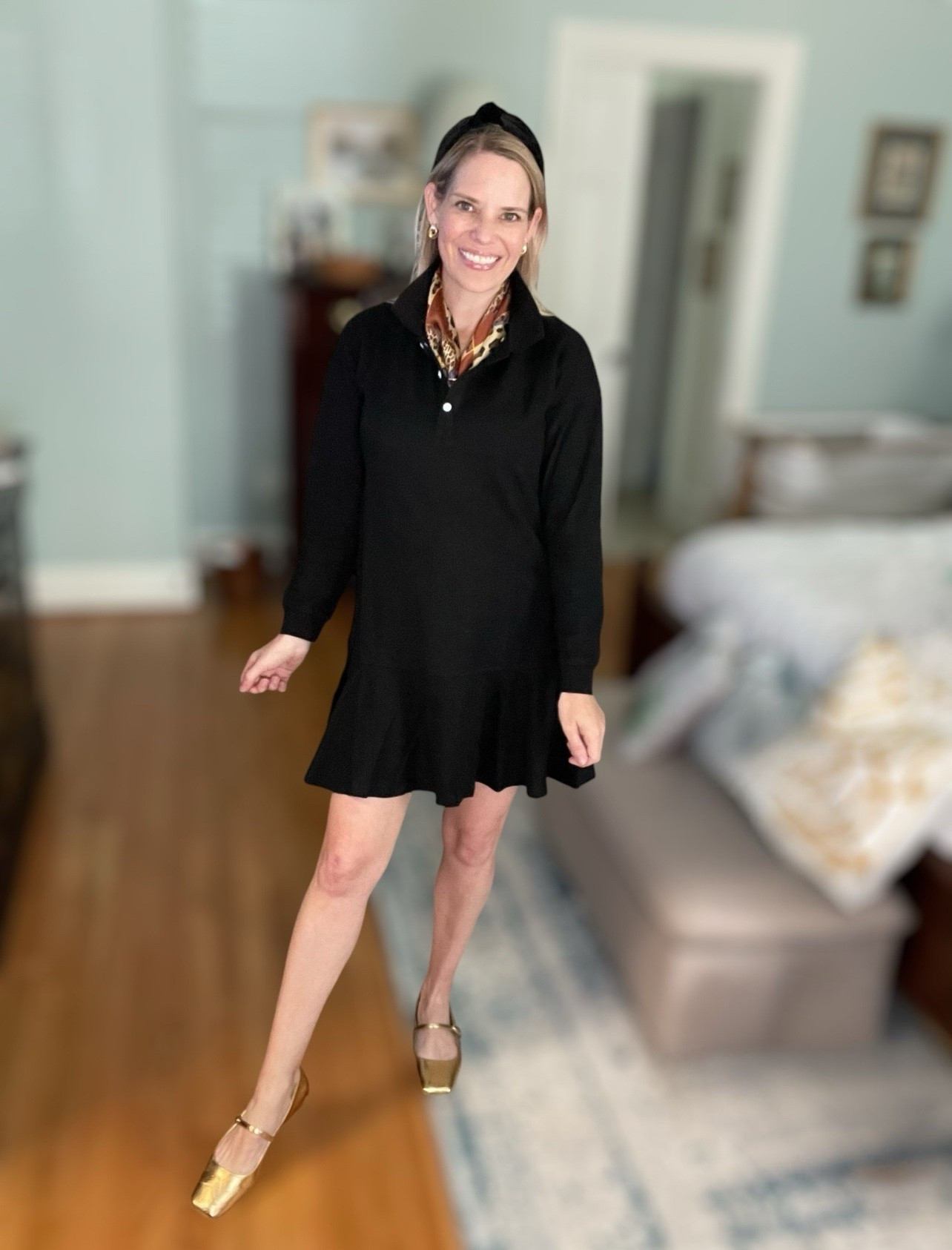✨ Easy, elevated, and under $40!
This black long sleeve polo dress from Amazon is such a classic! The soft knit material, collar detail, and flouncy hem make it perfect for casual fall days or dressing up with statement accessories 🍂🖤 I’m wearing size Small and it fits true to size.

Styled it with gold Mary Jane flats by Franco Sarto (so comfy and luxe looking! ✨), chunky Amazon gold hoops, and my favorite Lele Sadoughi velvet headband in Jet 🖤🧵

🖤 Dress (Small): Amazon polo-style knit dress with collar + ruffle hem
👡 Gold Mary Jane Flats: Franco Sarto Tinsley – polished & comfortable
✨ Gold Hoop Earrings: Chunky 14K gold-plated from Amazon
🎀 Velvet Headband: Jet black Lele Sadoughi – classic & chic

🛒 Everything’s linked on LTK!


#LTKFindsUnder100 #LTKOver40 #LTKFindsUnder50