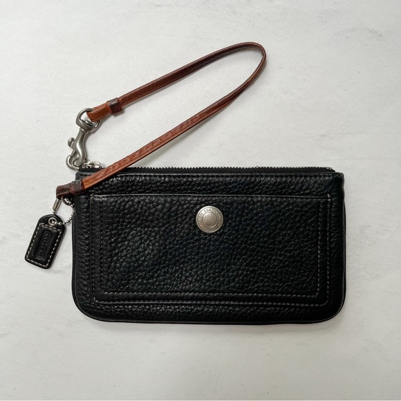 [coach] pebbled leather two tone pocket zip wristlet wallet black brown | Poshmark