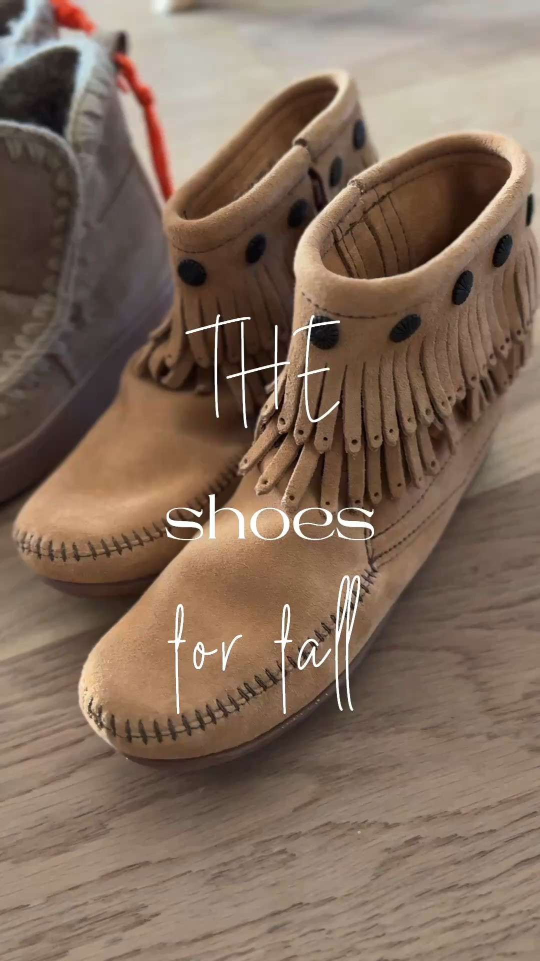 Check out the most viral booties and clogs for fall!! And…if you’re a size 7.5 and smaller, you can grab the kids’ size Uggs and save a ton of money!!🙌🏻🙌🏻🙌🏻 #fallclogs #fallboots #falltrends #stylehacks

#LTKStyleTip #LTKFindsUnder50 #LTKFindsUnder100