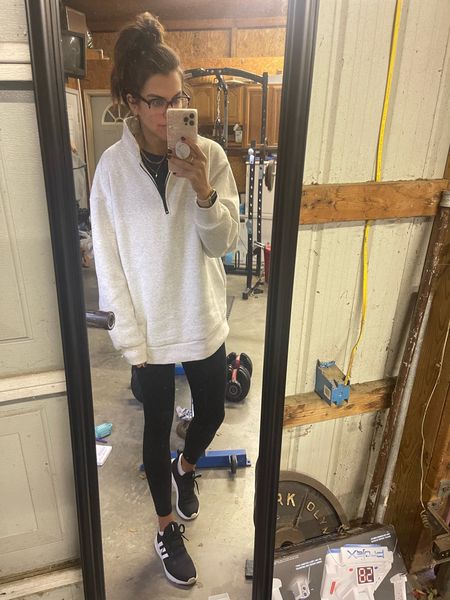 Today’s workout ootd 

Sized up 2 sizes to a L in this amazon sweatshirt 
Size xs in leggings
My sneakers are on sale for $44!

#LTKSeasonal #LTKHoliday #LTKsalealert