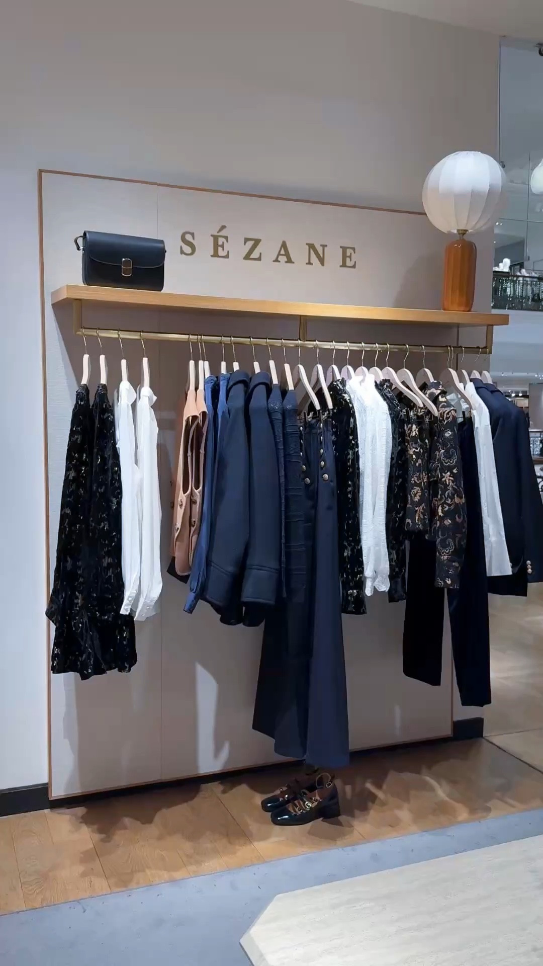 Collection Grand Soir de Sezane portée 

#LTKfrance #LTKeurope #LTKgiftguide