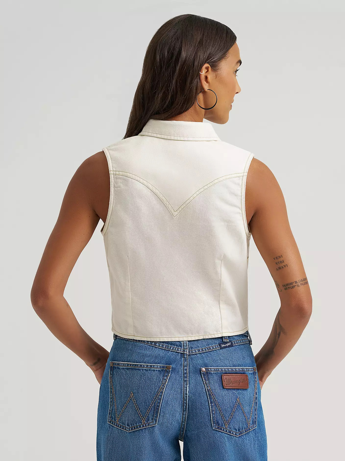 Women's Sleeveless Denim Snap Shirt | Wrangler