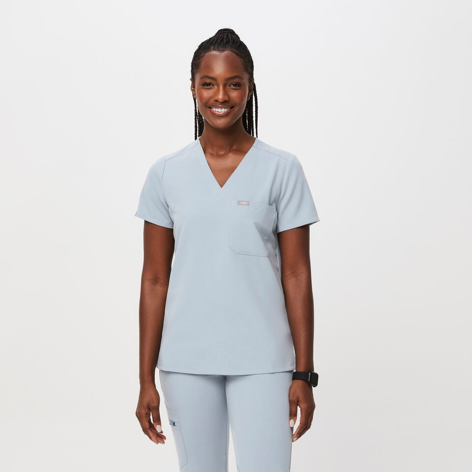Women's Catarina One-Pocket Scrub Top - Dusty Blue · FIGS | FIGS