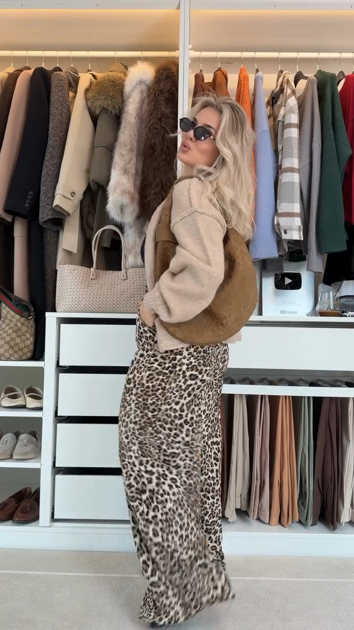 #OOTD for nail day 🙈 FINALLY 😫



#LTKootd #LTKmomlife #LTKgrwm