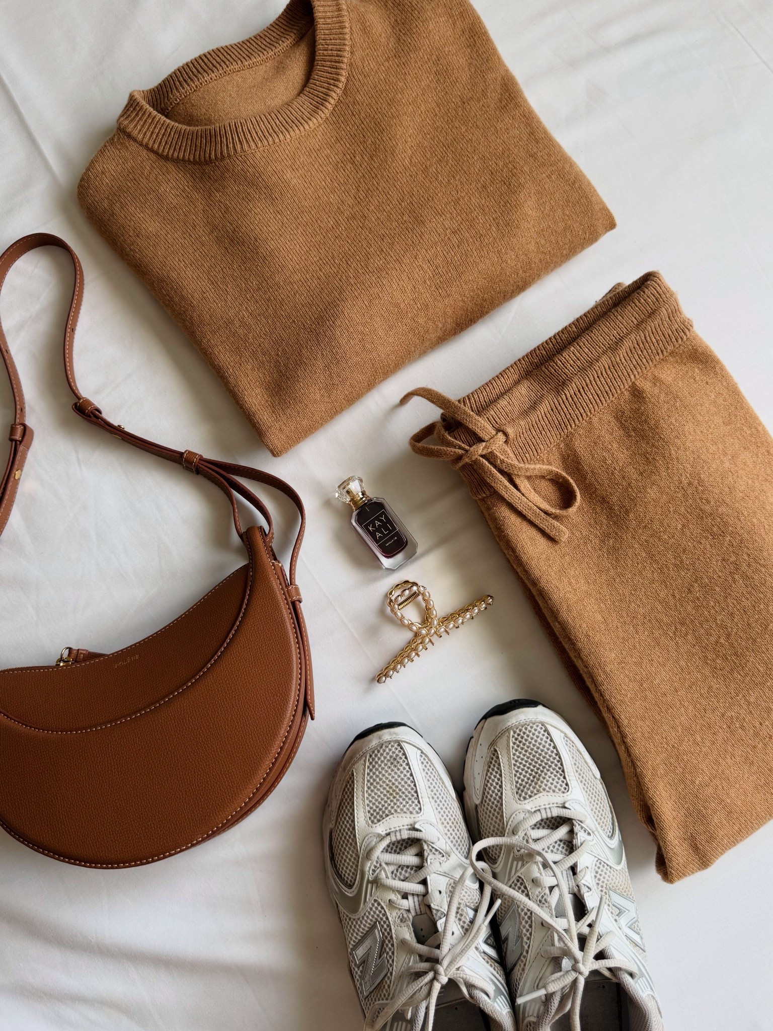 AVIANA is now online! (my own brand)✨ Timeless high quality knitwear, sustainably made 🥰
Shop our first piece, the Camel Knit Set @
avianaloungewear.com
10% off if you sign up to our newsletter 🥰
Free Shipping to most of Europe 🤎