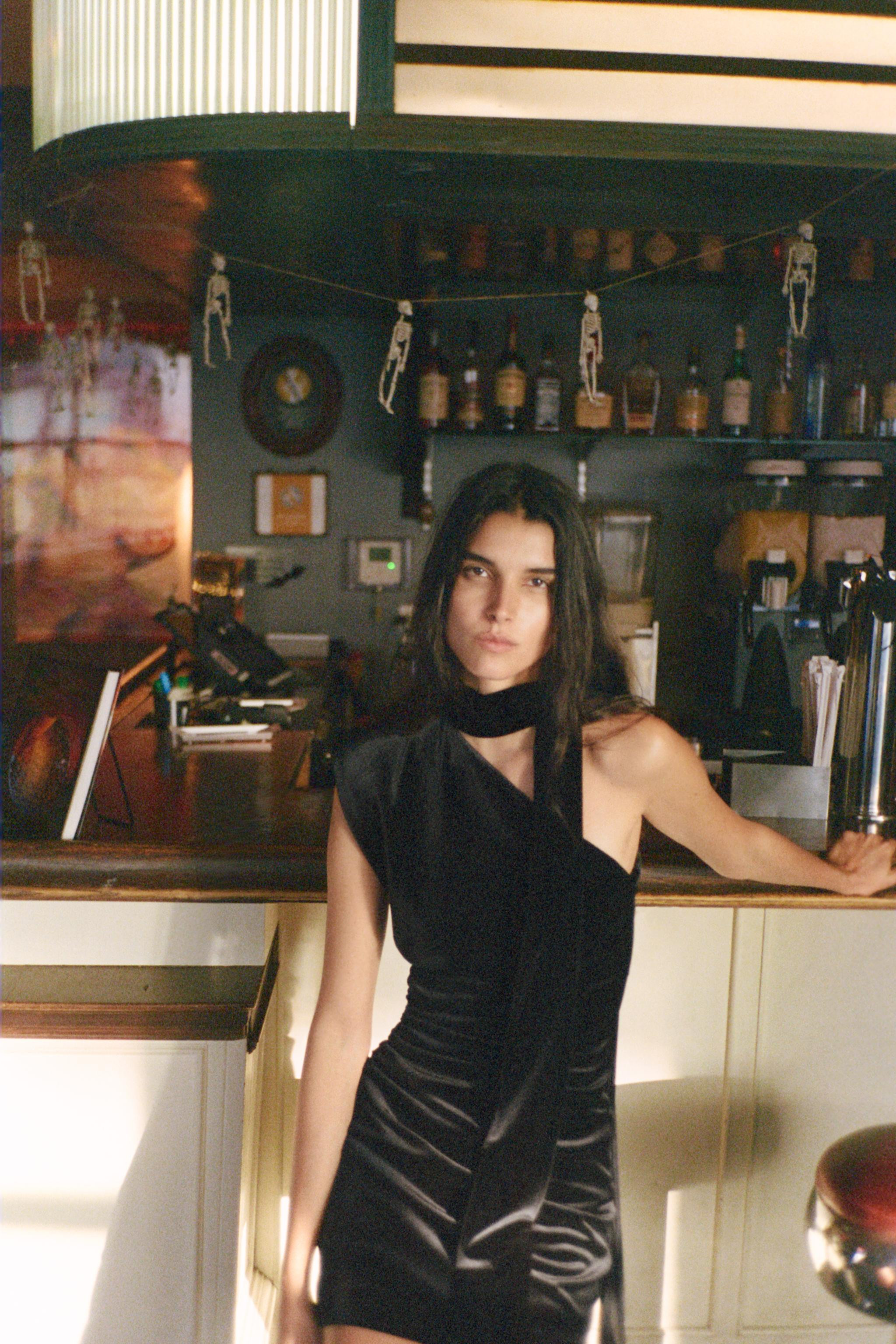 SHORT VELVET SCARF DRESS | Zara US