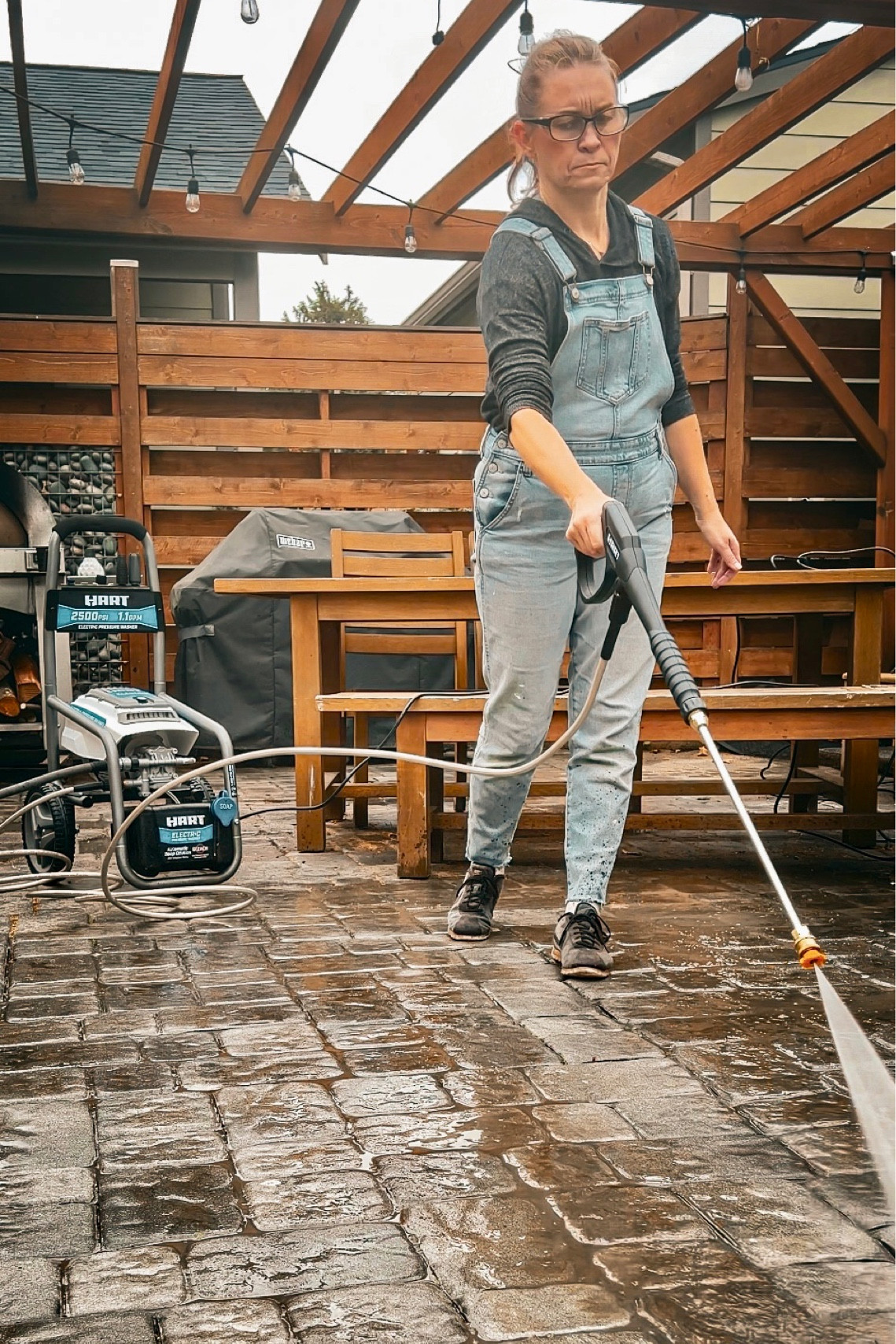 There is nothing more satisfying that pressure washing all the things 

#LTKGiftGuide #LTKworkwear #LTKhome