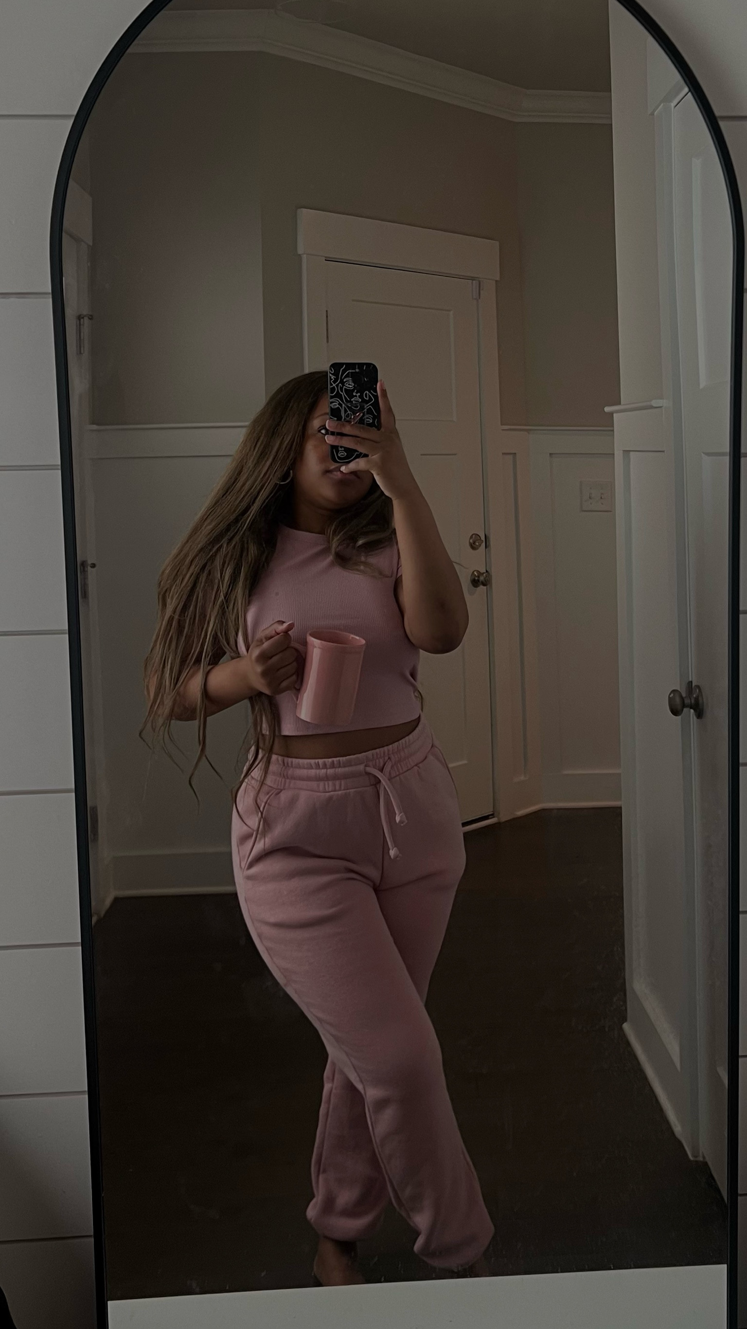 Pink vibes #forever21 #joggers #sweatsuit #matchingsets 

#LTKU #LTKstyletip #LTKHoliday