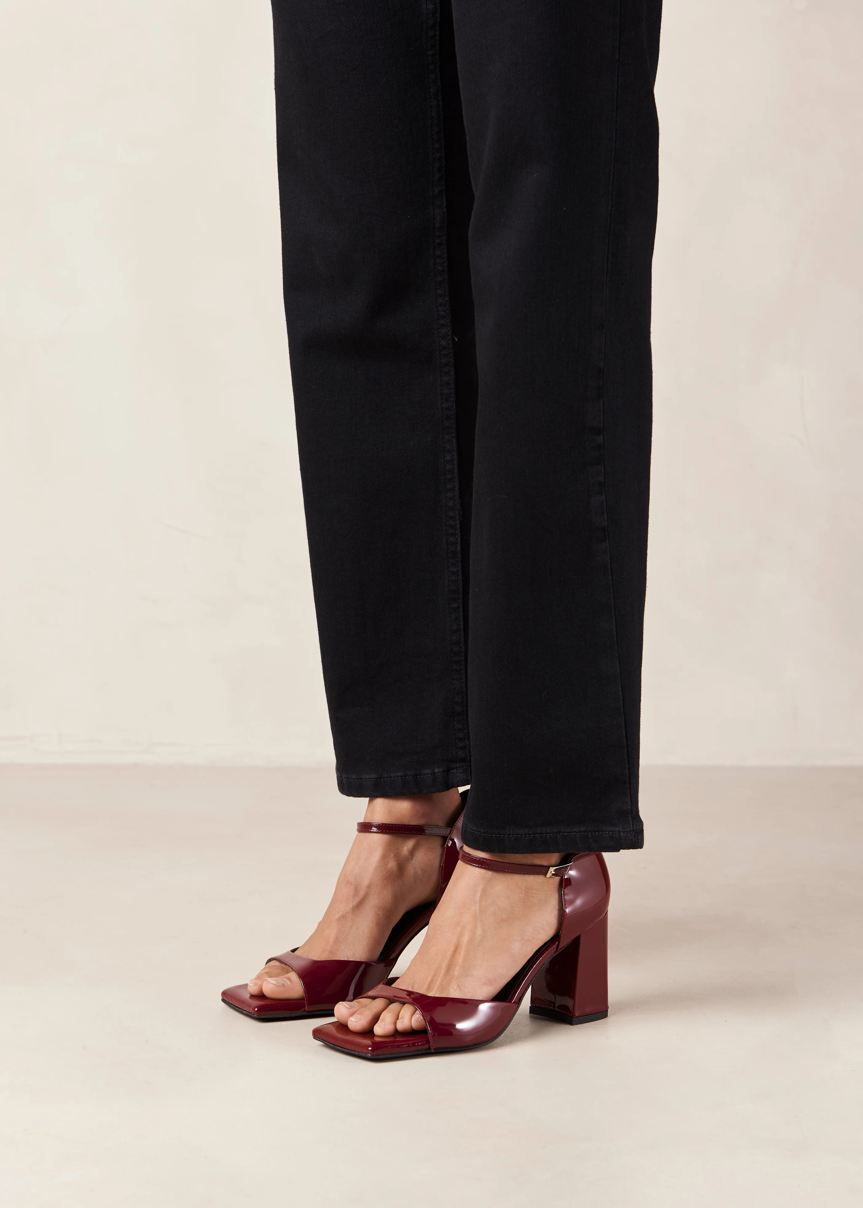 Argil - Red Patent Block Heels | ALOHAS | Alohas AU