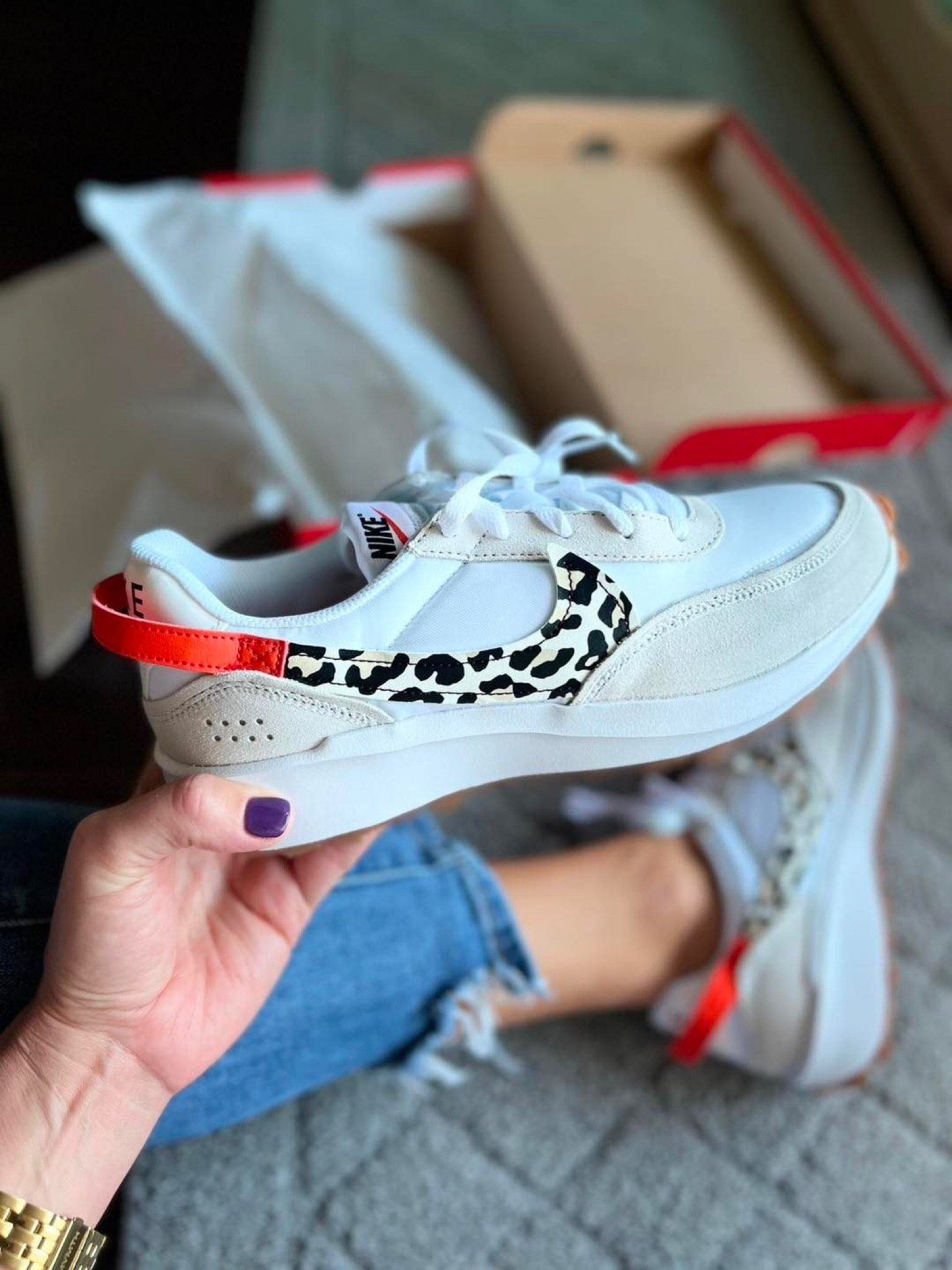 Trendy Sneakers

Fall fashion  stylish sneakers  fashion inspo  women's shoes  trendy shoes  women's sneakers  white sneakers  leopard print shoes  FitMomming

#LTKStyleTip #LTKActive #LTKShoeCrush