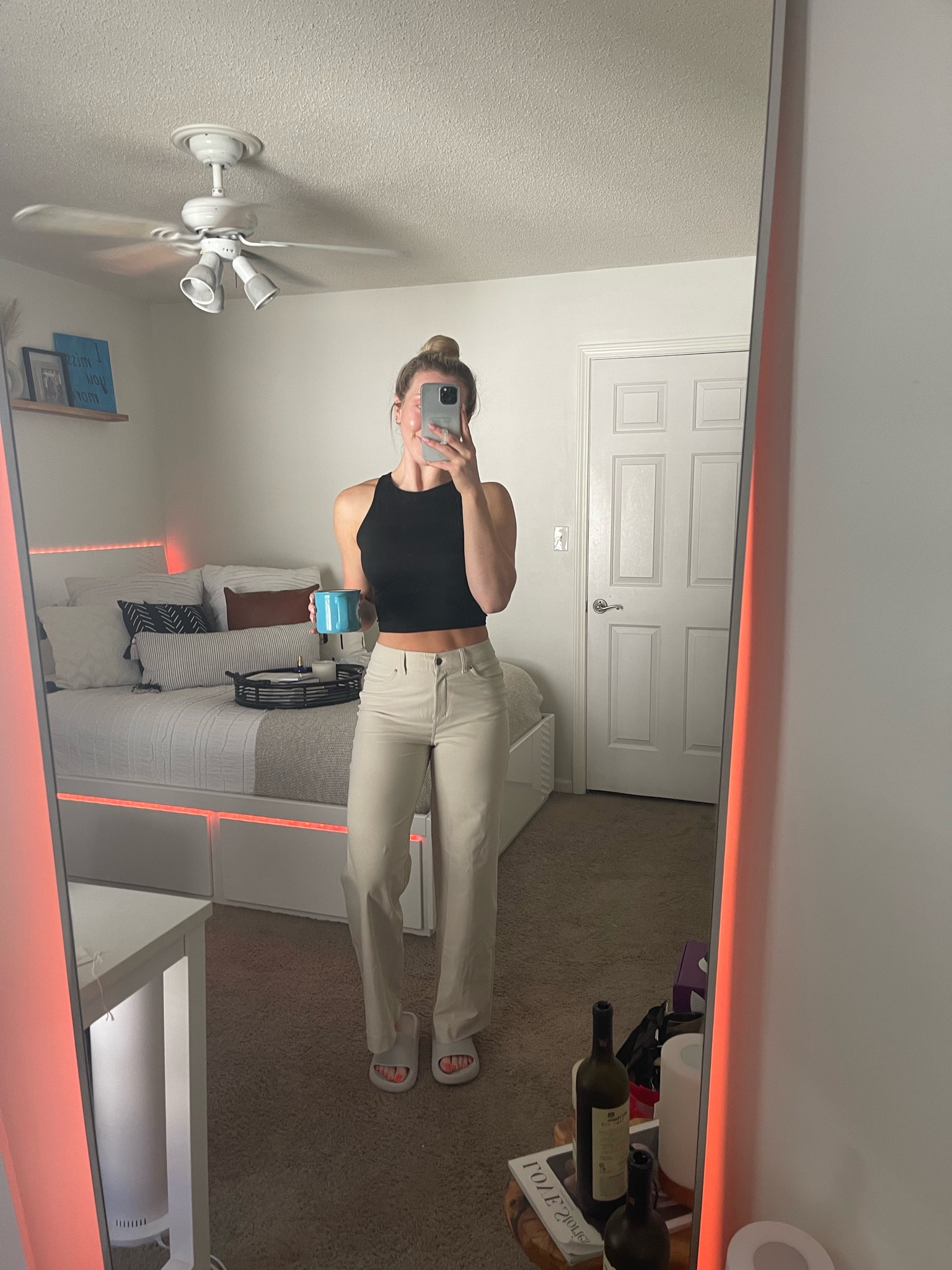 Easy casual work outfit; pants 27, top M

#LTKfit #LTKSeasonal #LTKworkwear