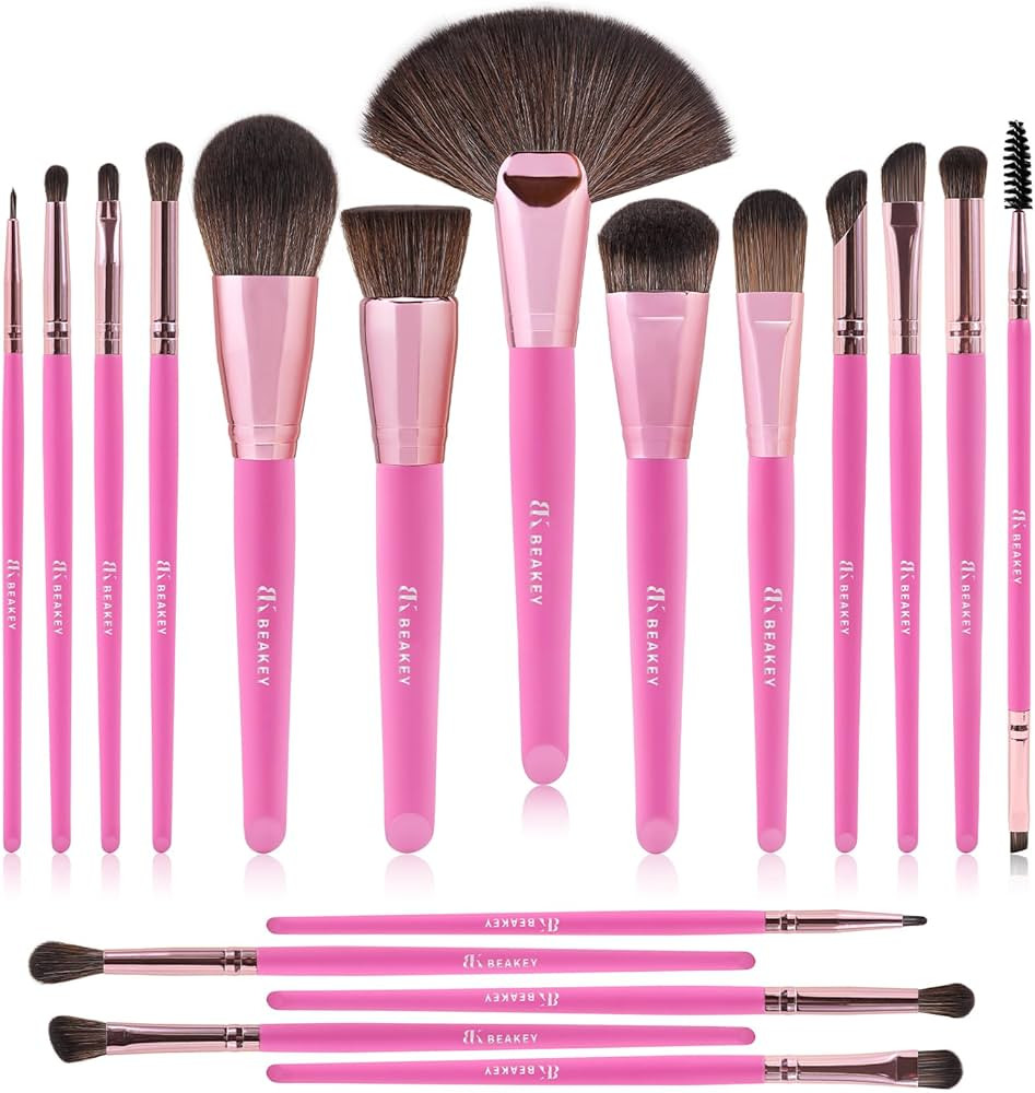 BEAKEY Makeup Brush Set, 18Pcs Tap Paw Makeup Brushes High End Professional for Perfect Foundatio... | Amazon (US)