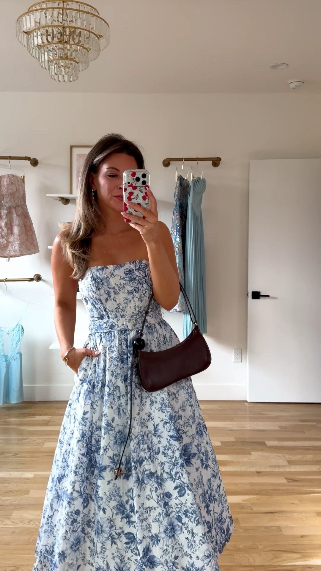 Strapless blue and white floral spring event and wedding guest dress

Wearing my usual small/2

Wedding guest
Formal event
Black tie
Spring event
Summer party
Shower dress
Special occasion

#LTKgrwm #LTKWedding #LTKSeasonal