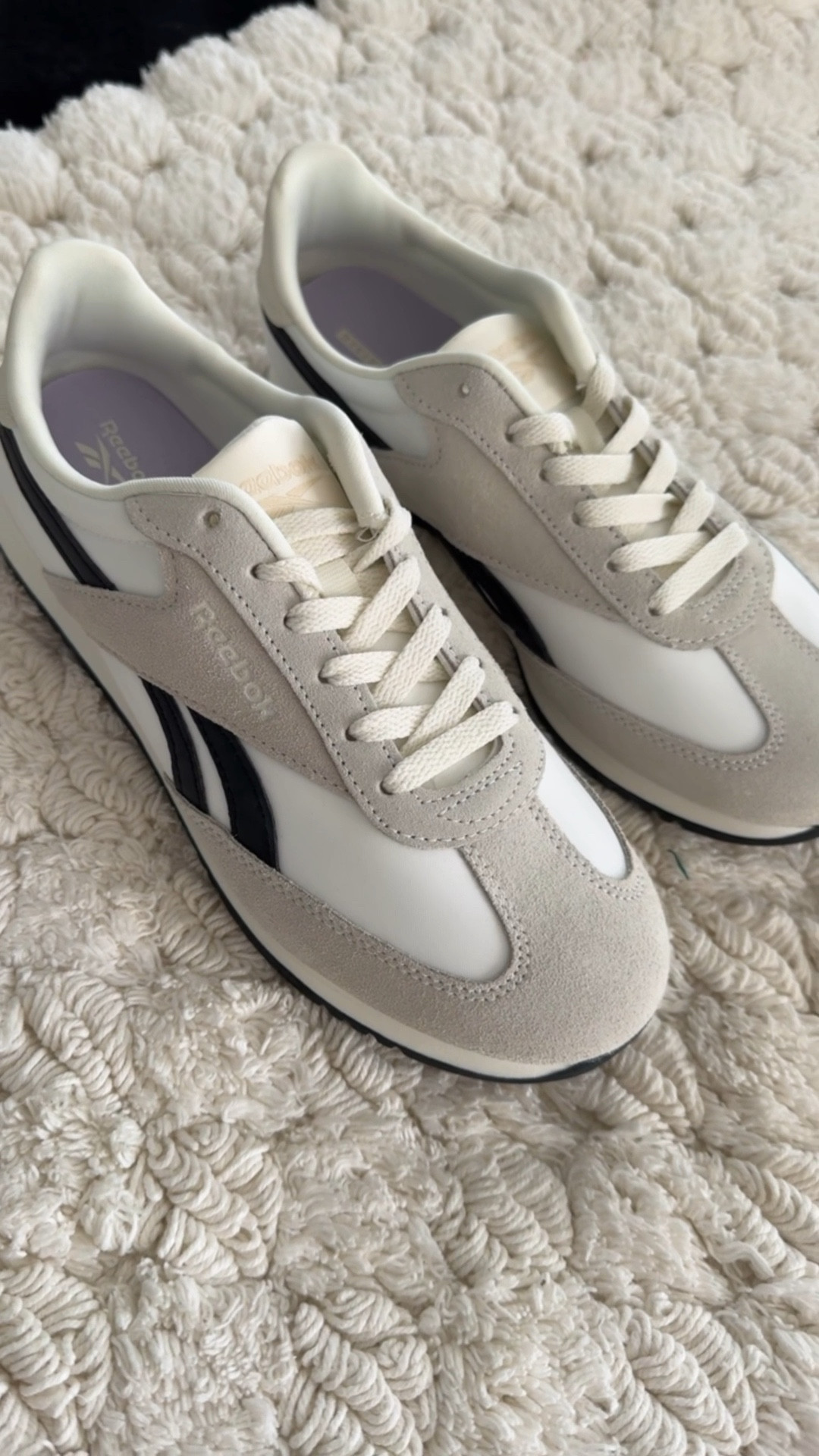 Grabbed the cutest Neutral Reebok Sneakers for summer. Plus they are on sale under $40

Reebok • Neutral Sneakers • Womens Sneakers • Womens Shoes • Cute Womens Shoes • Athletic Shoes • Neutral Womens Shoes • Travel Shoes • Gym Shoes

#LTKActive #LTKFindsUnder50 #LTKShoeCrush