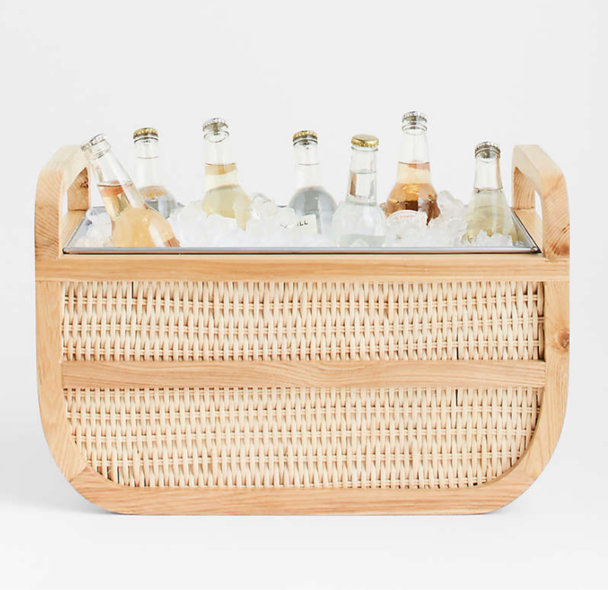 Entertaining like the hostess with the mostess by adding this to your inventory 🤩

#LTKFind #LTKhome #LTKSeasonal