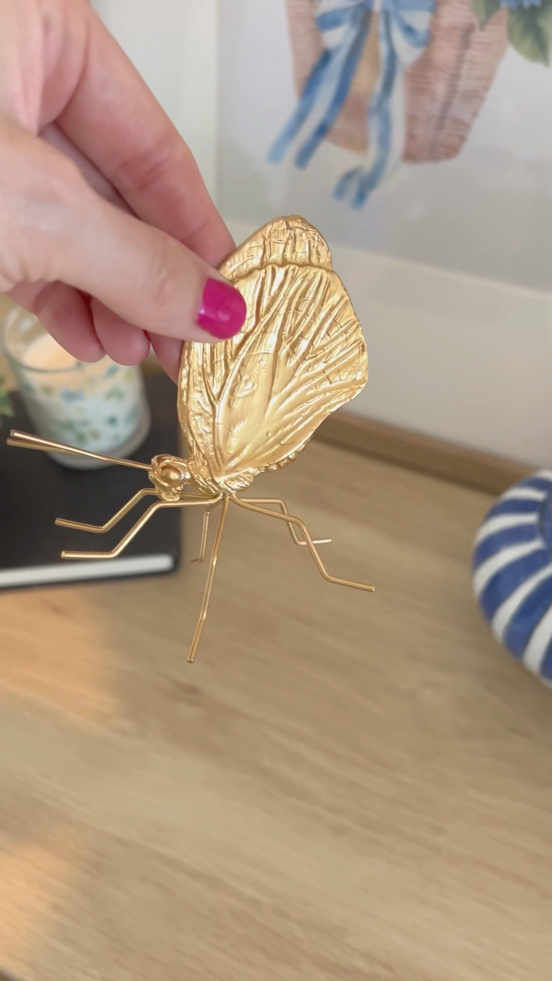 Cutest $10 find 🤩

living room inspo, living room ideas, living room decor ideas, decor on budget, home decor on budget, kitchen decor, bedroom decor, living room decor, entryway decor, nightstand decor, cabinet decor, office decor, entryway decor, table decor, side table decor, home office decor, work office decor, home decor bedroom, decorative bowl, decorative objects
Prices can change 

#LTKHome #LTKFindsUnder50 #LTKFindsUnder100