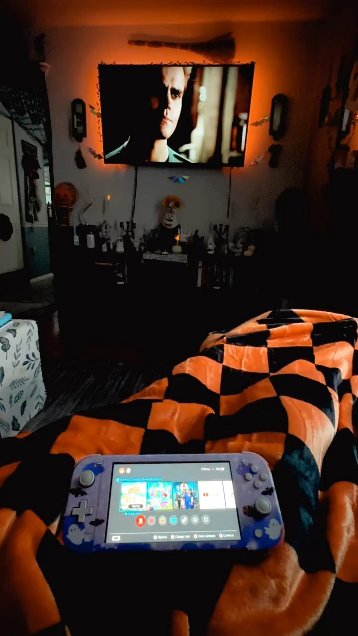 Checkered print blanket Halloween 

#LTKSaleAlert #LTKSeasonal #LTKSummerSales