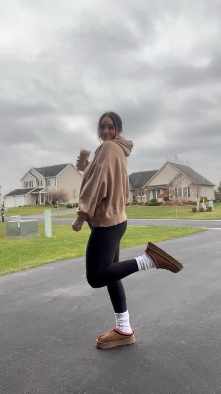 #ootd casual comfy mom style
Nike hoodie - M
Target leggings - M
Amazon slouchy socks
Ugg tasman slippers


#LTKstyletip #LTKSeasonal #LTKfindsunder100