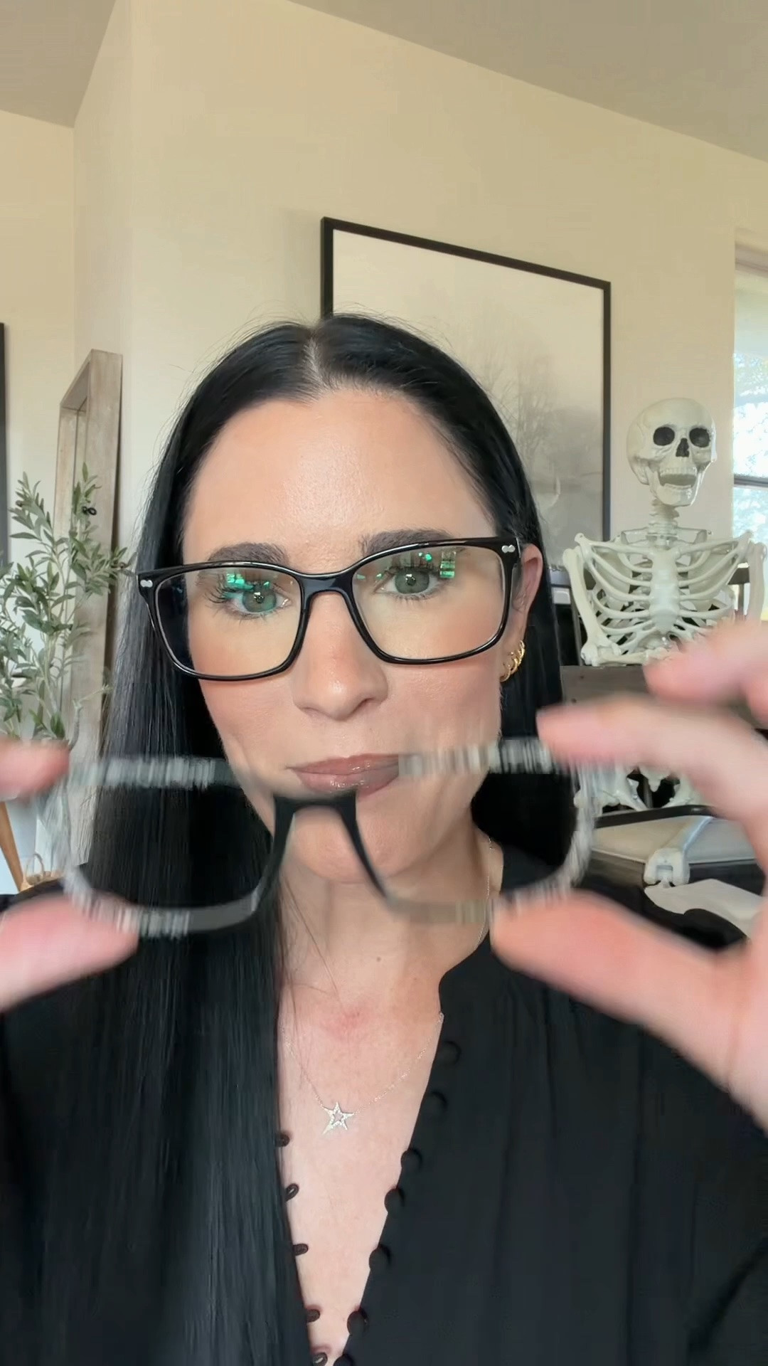 Code DTKAUSTIN15 gets you 15% off of your order!

Just got my latest pair eyewear order in! I wear the Kirby base frames.

#LTKSaleAlert #LTKgrwm #LTKdayinmylife