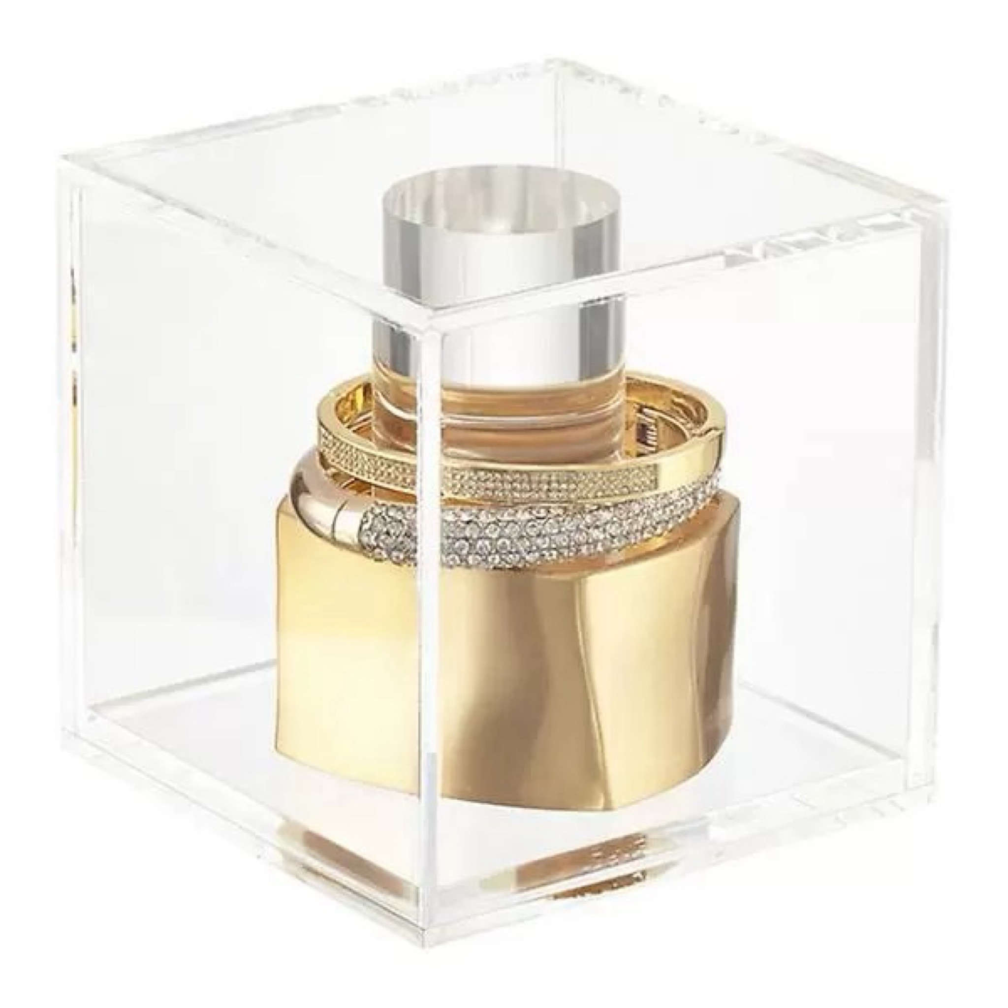 Bracelet Box

Keep your bracelets dust-free & organized!! 
Love my acrylic bracelet boxes!! I have 5!! 🥰




#LTKHoliday #LTKover40 #LTKSeasonal