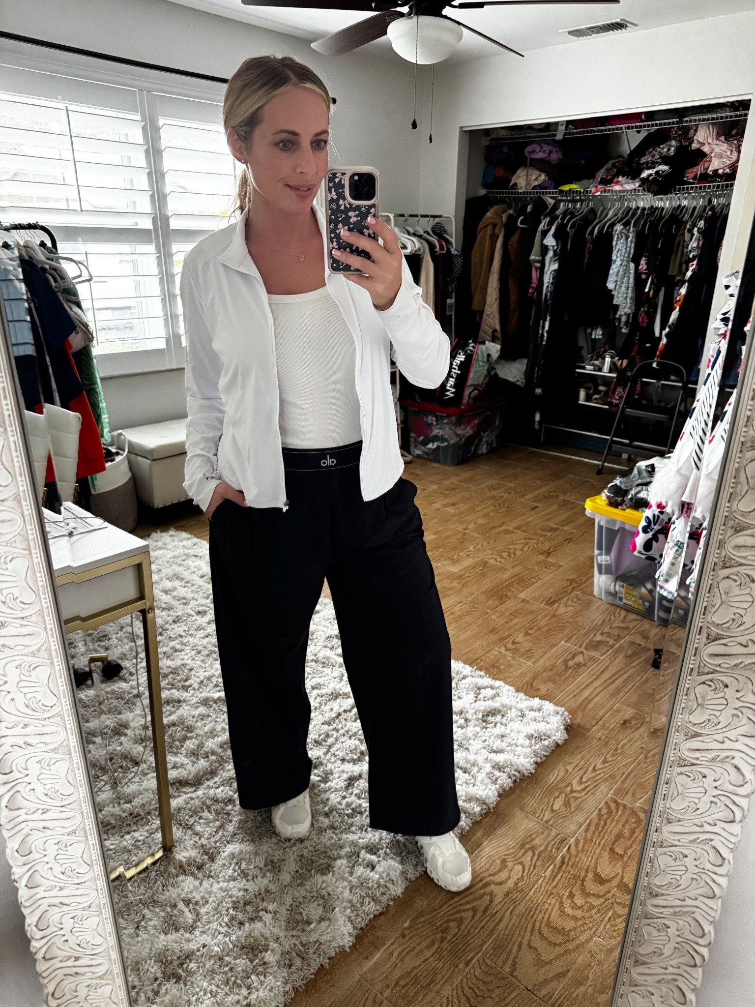 Casual Outfit 

#LTKootd #LTKActive #LTKFindsUnder50