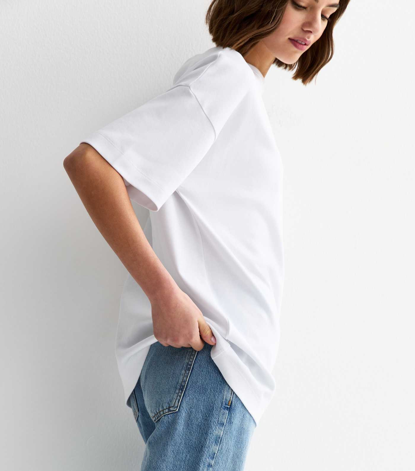 White Oversized Premium Heavyweight Cotton T-Shirt | New Look | New Look (UK)