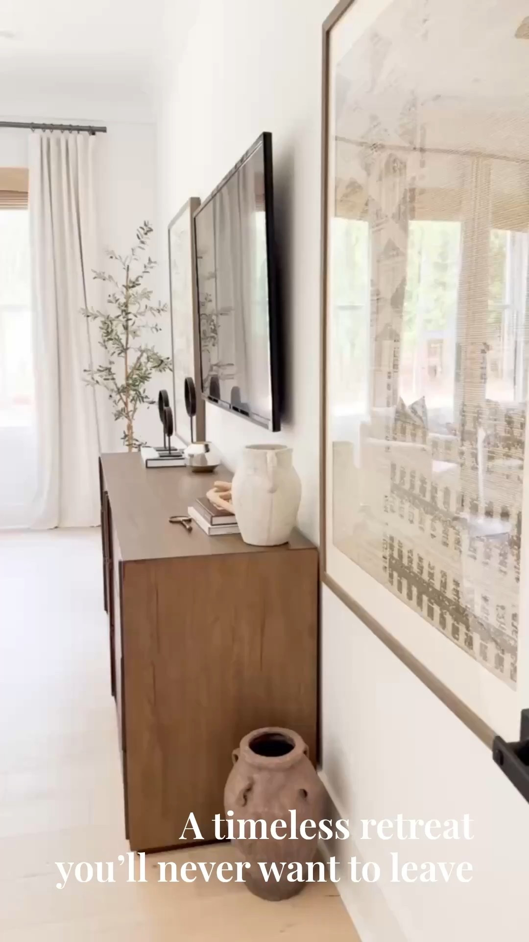 This Modern Classic bedroom mixes tone-on-tone neutrals, a layered rug moment, and cozy textures that create the perfect atmosphere for rest and relaxation.
It’s proof that simplicity can be incredibly beautiful.🤍

#porcheandco #modernclassicstyle #bedroomdesign #neutraldecor #layeredinteriors #modernclassic #timelessbedroom #homedecorinspo #cozyhomevibes #interiorstyling #neutralhome

Do you want to bring our dreamy Modern Classic style interior design into your own home? 🏡 You’re in luck! Reserve our Online Interior Design packages today -> https://porcheandco.com/edesign ✨ We can’t wait to work with you & design your home with #porcheandco



#LTKdayinmylife #LTKHome #LTKBeauty