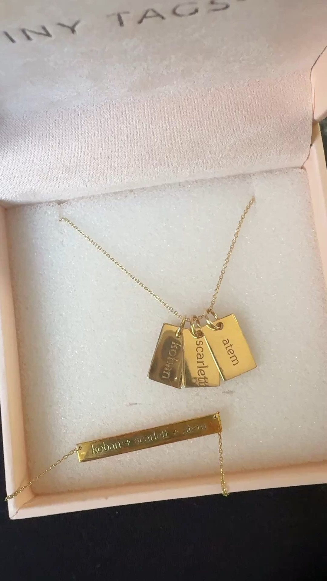 Obsessed with my @tinytags necklaces!!
Every mother needs one🤍
