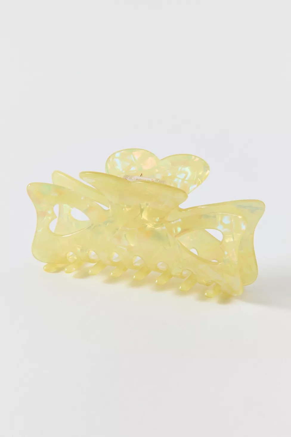 Everyday Claw Clip | Urban Outfitters (US and RoW)