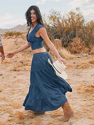 Women's Wrangler Denim Tiered Maxi Skirt | Wrangler