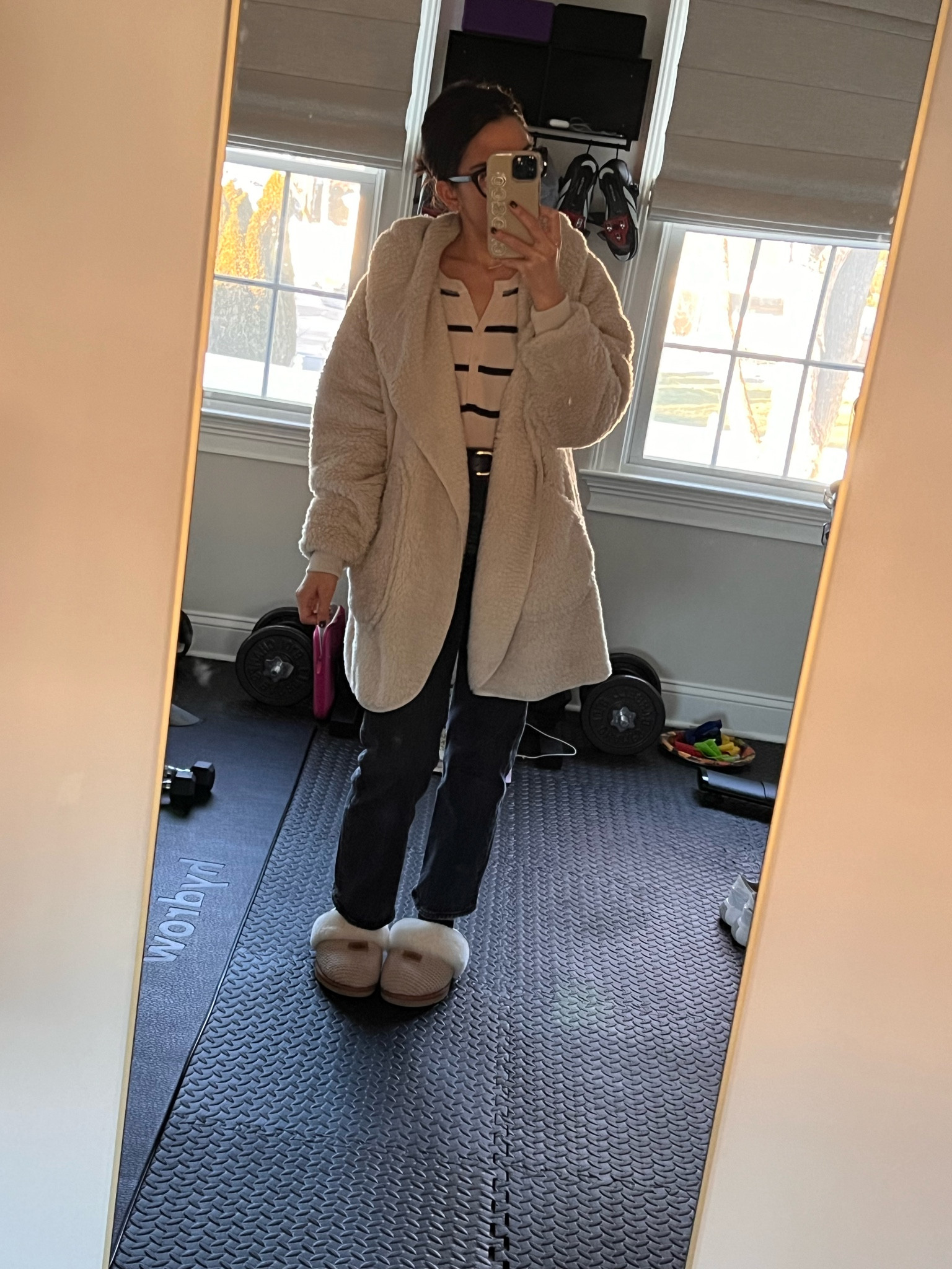 The coziest work from home look to kickoff a New Year! #workfromhome

#LTKworkwear #LTKstyletip #LTKhome