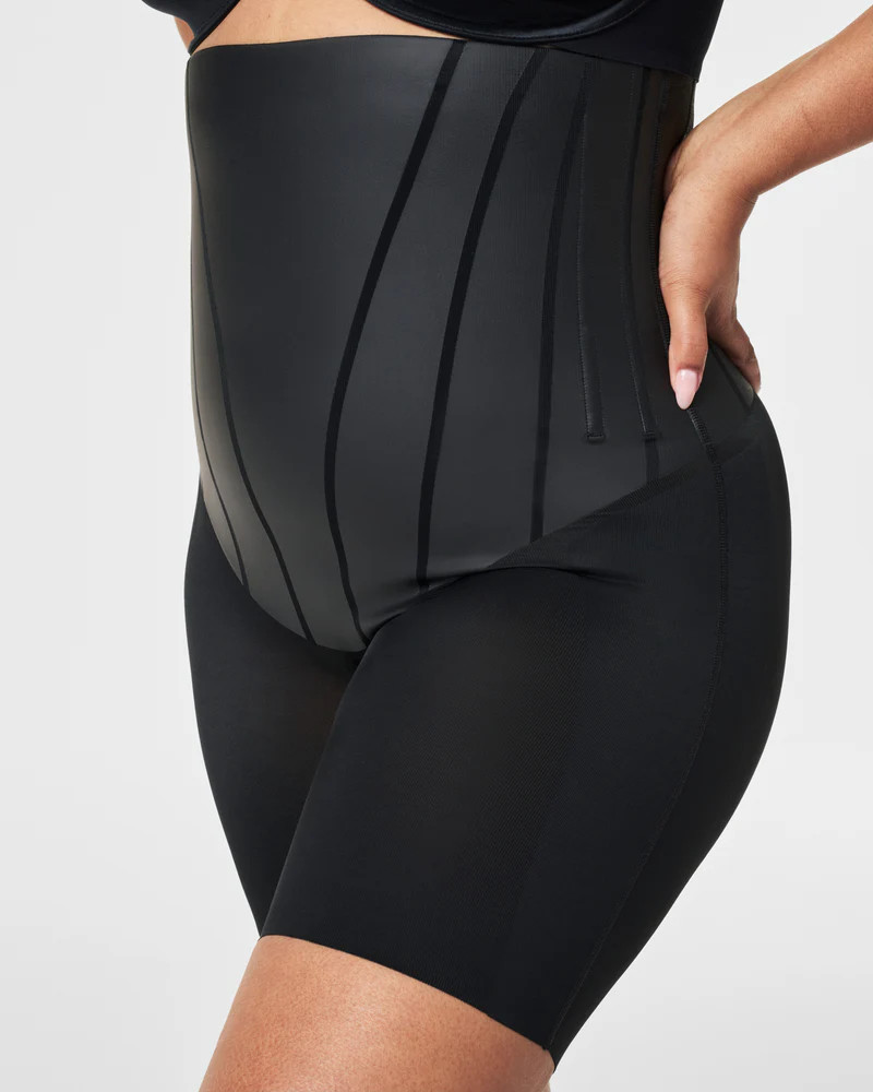 SPANXsculpt™ TotalContour High-Waisted Mid-Thigh Short | Spanx