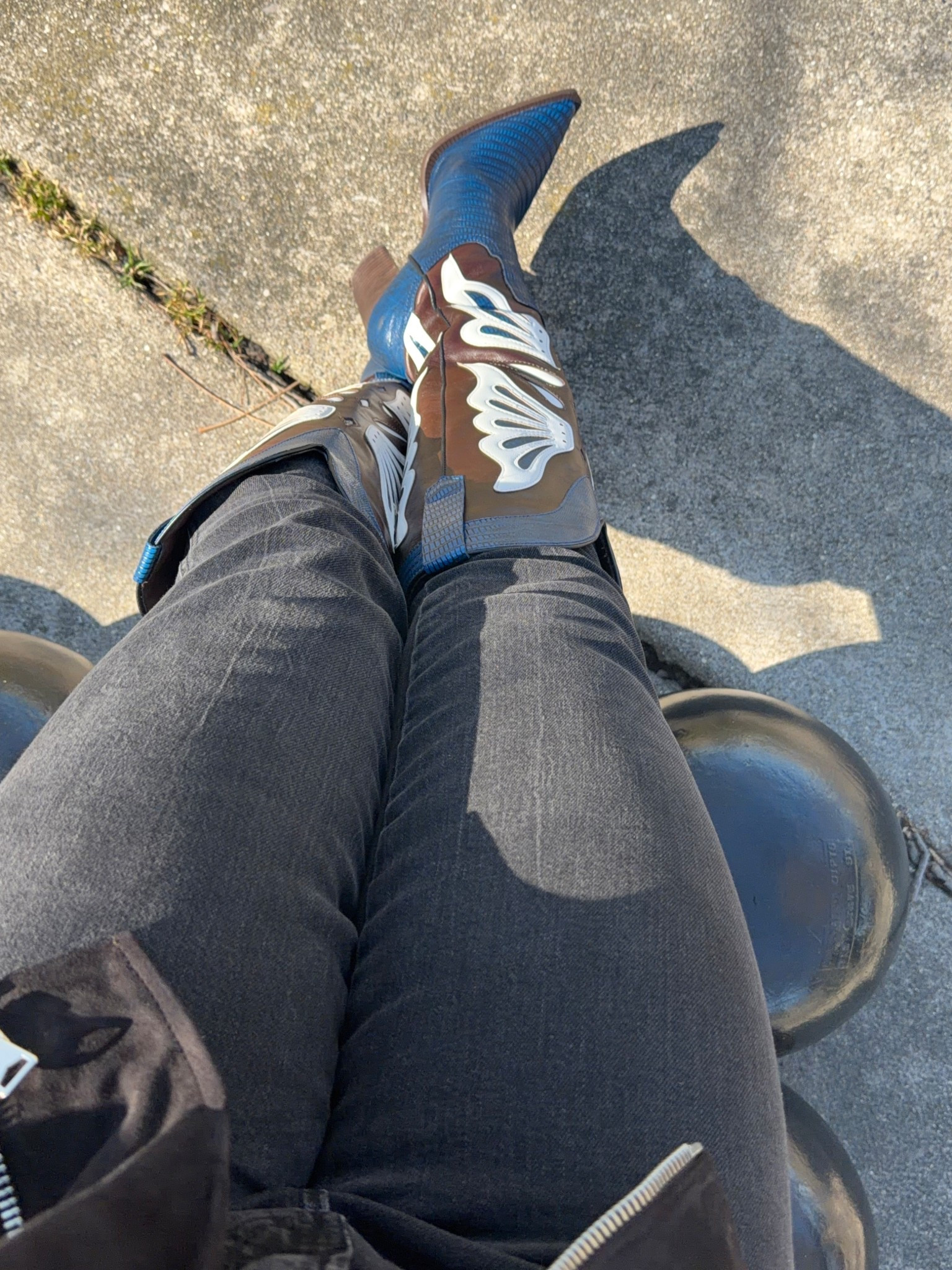 Thea boots are everything! 

#LTKFestival #LTKdayinmylife #LTKSpringSale