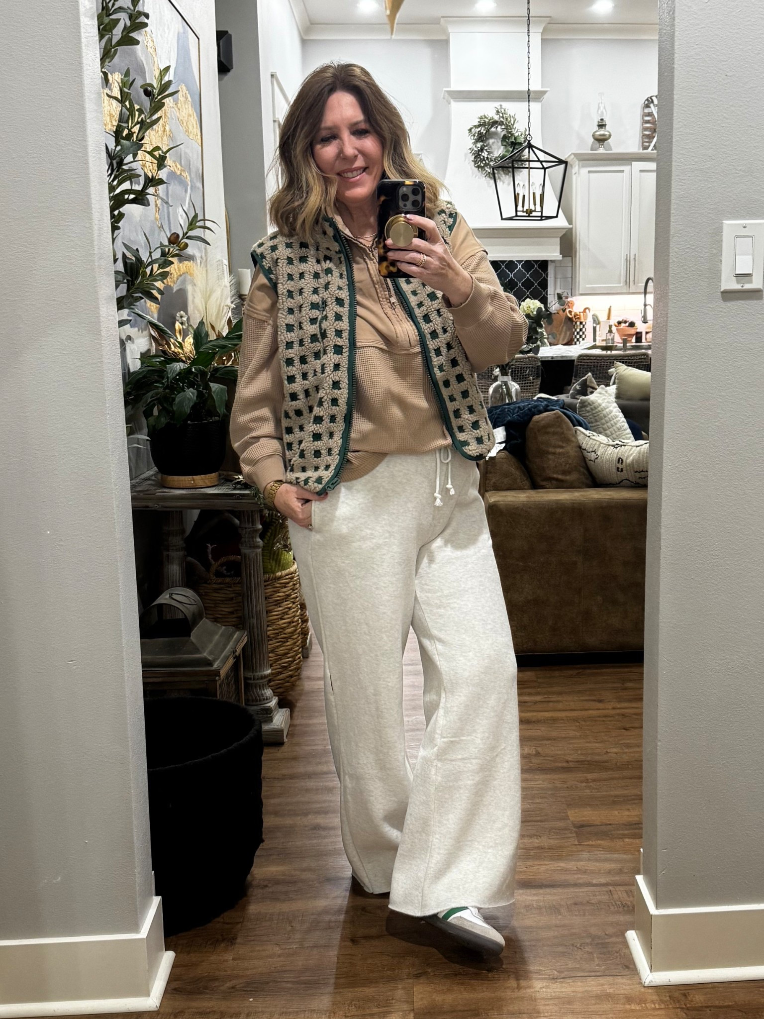 Cozy winter day OOTD

#LTKmomlife #LTKootd #LTKOver40